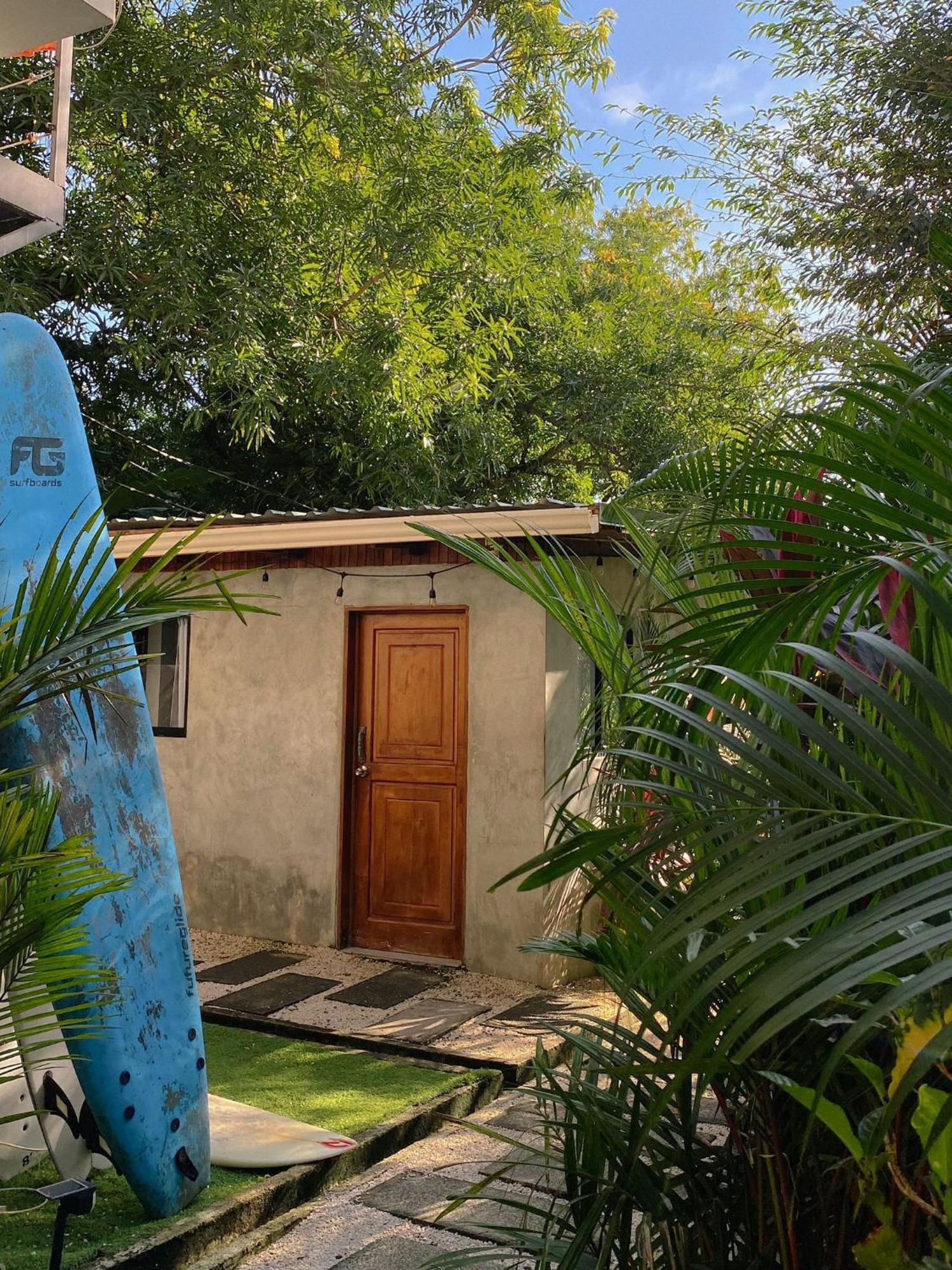 Cabinas Playa Surf Hostel Playa Santa Teresa  Exterior foto